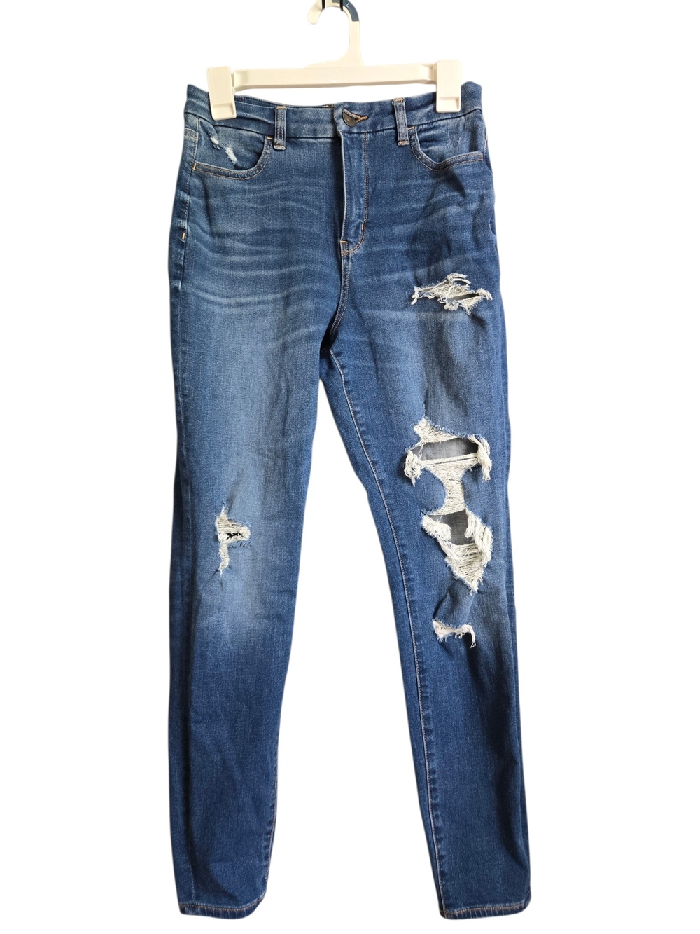 American Eagle Outfitters Distressed Blue Skinny Jeans